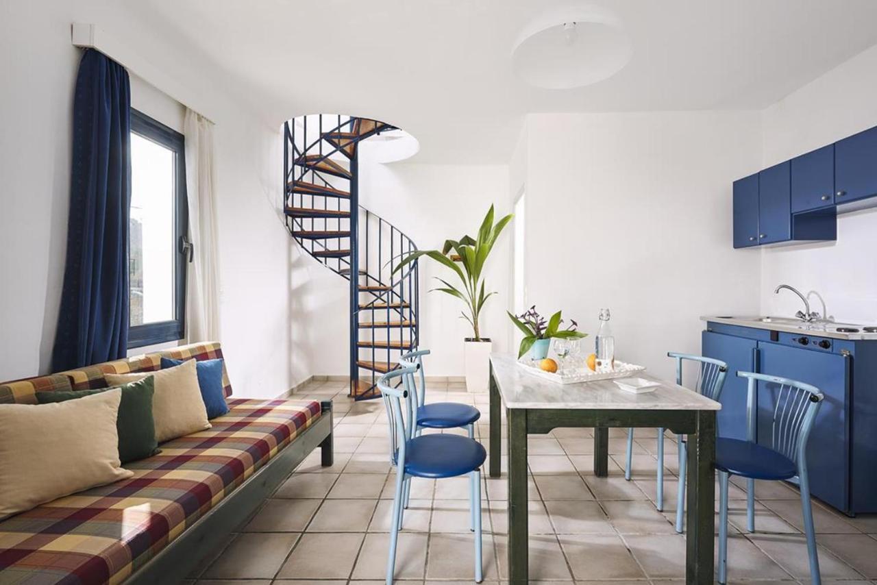 Agia Marina Eva Suites & Apartments المظهر الخارجي الصورة