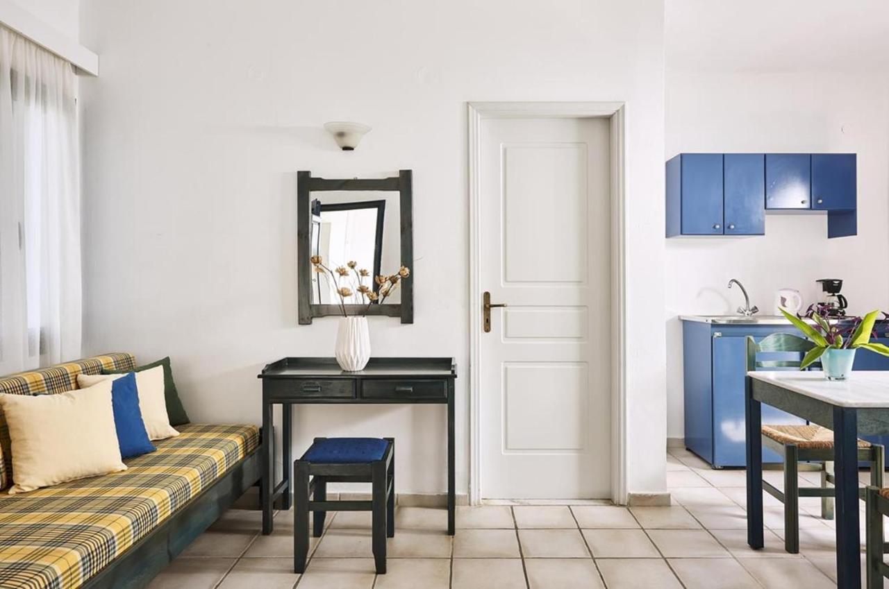 Agia Marina Eva Suites & Apartments المظهر الخارجي الصورة